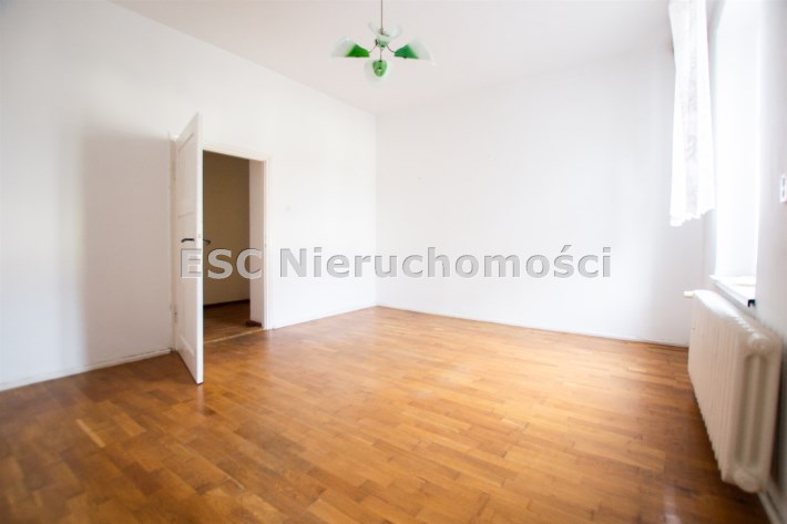salon 4